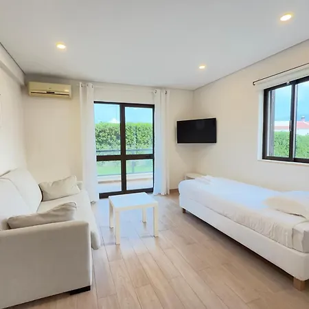 Apartment Legacy & Al - No Groups *