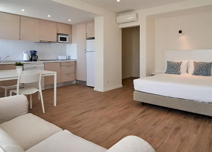 Apartman Legacy & Al - No Groups Albufeira